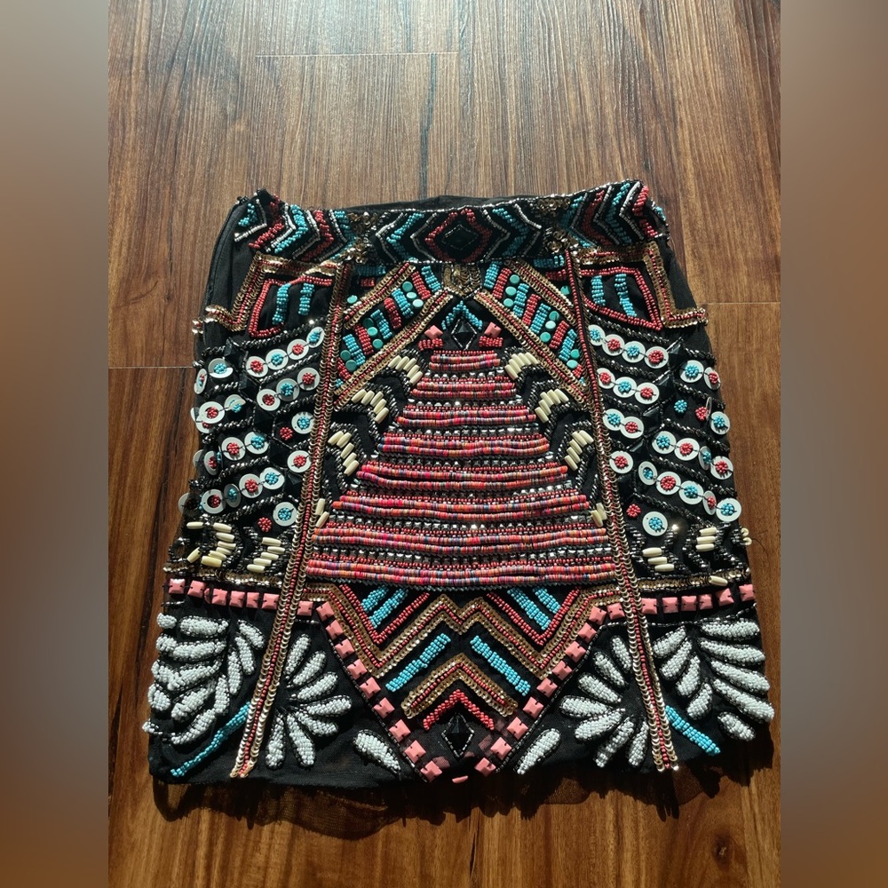 Stone skirt